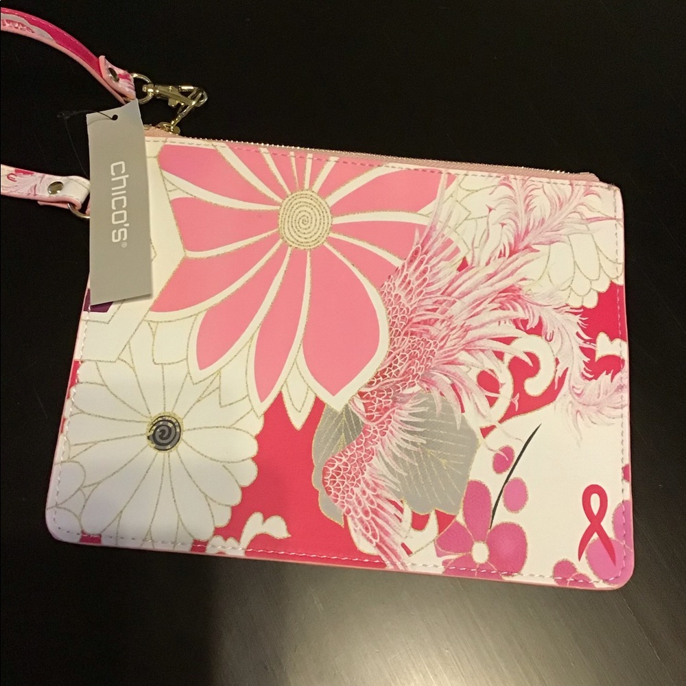NWT. Chico’s Wristlet
